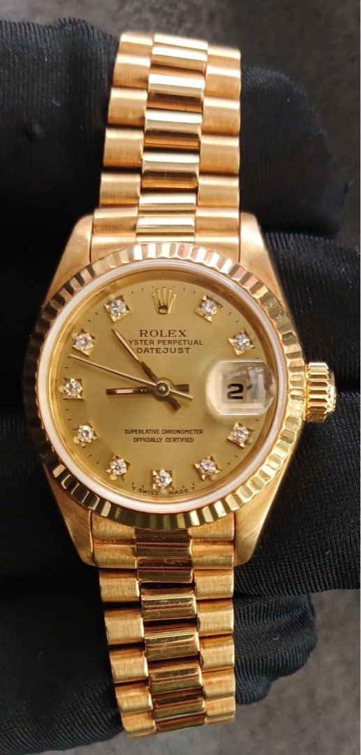 Rolex solid 18k gold (Category: Luxury Watches) located in Cabanatuan. Submitted by albertgonzales27 (Listing ID 1318881398, Image 1). Description: Rolex datejust ladies 26mm 18k solid gold 499,000Php Manila location .