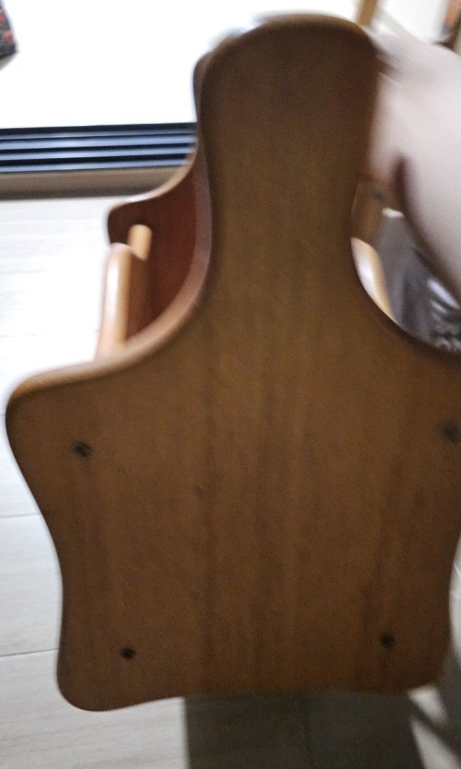 Solid Magazine Rack (Category: Shelves, Cabinets & Racks) located in Singapore. Submitted by littleyellowminion (Listing ID 1318955593, Image 2). Description: magazine rack 42cm long x 27cm wide x 41cm tall.