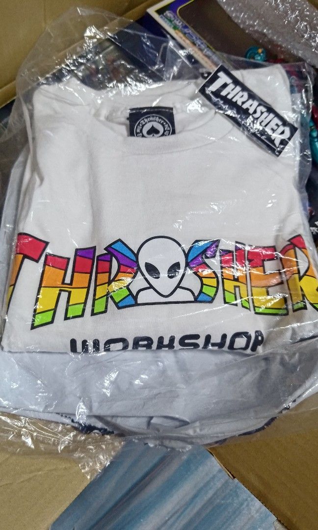 alien workshop x thrasher (Category: Tshirts & Polo Shirts) located in Kuantan. Submitted by skidupap (Listing ID 1318920021, Image 1). Description: pit 23 labuh 31 brand-new.