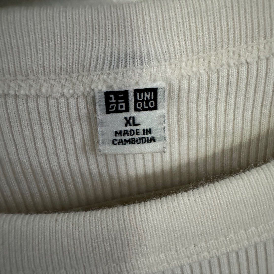 Uniqlo Off White Ribbed Top (Category: Blouses) located in Pasig City. Submitted by speciallyselected (Listing ID 1318835348, Image 3). Description: .
