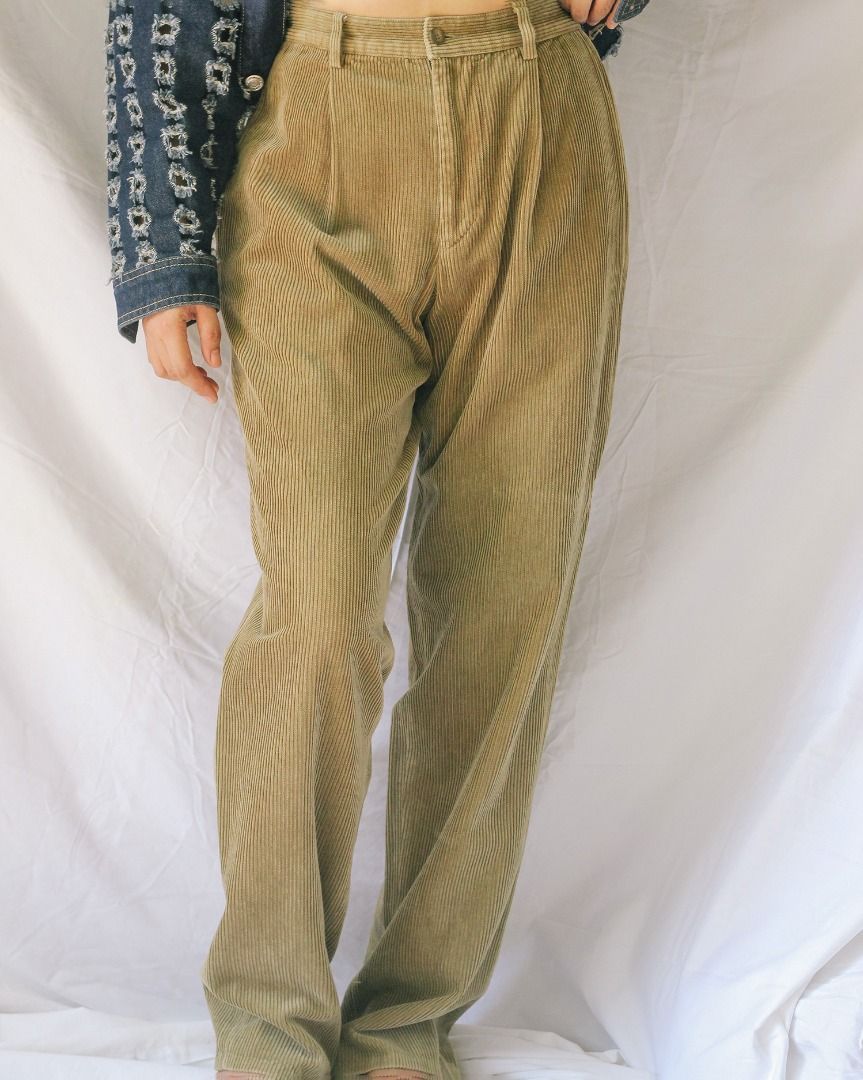 Vintage Brown Corduroy Pants (Category: Other Bottoms) located in Manila. Submitted by teeforel (Listing ID 1318936155, Image 1). Description: Vintage Brown Corduroy Pants. Still in very good condition. Size: M-L Waist = 30 inches Hips = 40 inches Length = 40 inches Crotch to Waist Length = 12 inches Pant Width = 10.5 inches Model size is S-M. Height: 5’3’ *Color may vary from actual item due to monitor settings or photo lighting.* Due to the nat