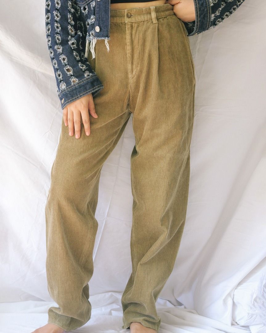 Vintage Brown Corduroy Pants (Category: Other Bottoms) located in Manila. Submitted by teeforel (Listing ID 1318936155, Image 2). Description: Vintage Brown Corduroy Pants. Still in very good condition. Size: M-L Waist = 30 inches Hips = 40 inches Length = 40 inches Crotch to Waist Length = 12 inches Pant Width = 10.5 inches Model size is S-M. Height: 5’3’ *Color may vary from actual item due to monitor settings or photo lighting.* Due to the nat