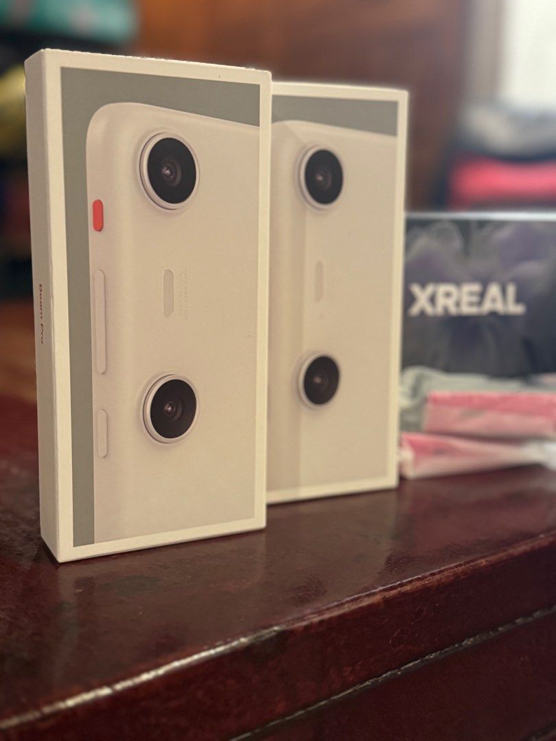 XReal Beam/ Beam PRO (Category: Virtual Reality) located in Quezon City. Submitted by everythingInternational (Listing ID 1318854346, Image 3). Description: Available in these variants 1 yr warranty 6+128 GB ₱15,990 8+256GB ₱19,500 FREE SHIPPING FREE XREAL TYPE C TO C CABLE More items visit Www.playersvaultph.com.