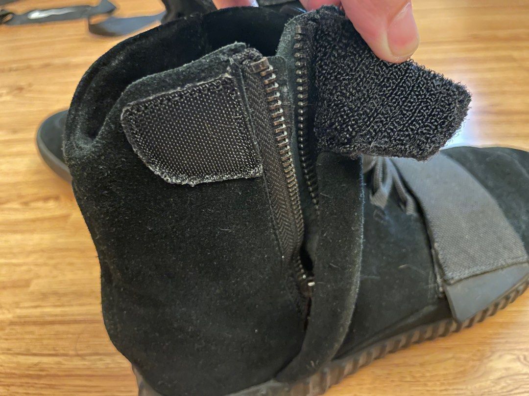 Yeezy 750 black ua online