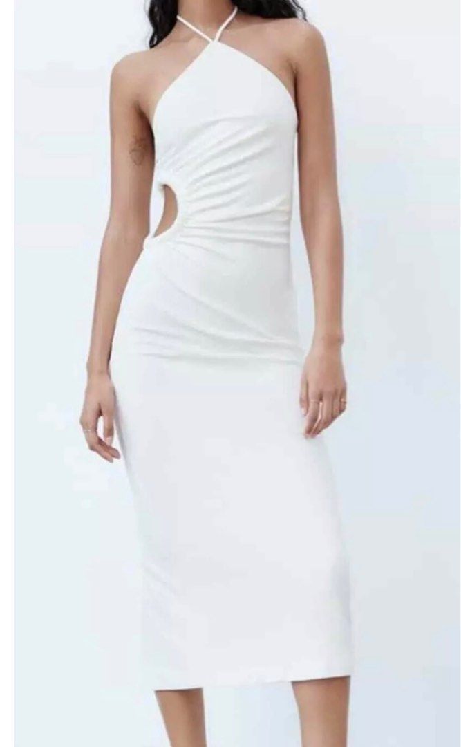 Zara White formal dress (Category: Dresses) located in Manila. Submitted by alphagirly (Listing ID 1318815852, Image 2). Description: Good as brandnew once used lang! Good for date, celebration, girls night, events!.