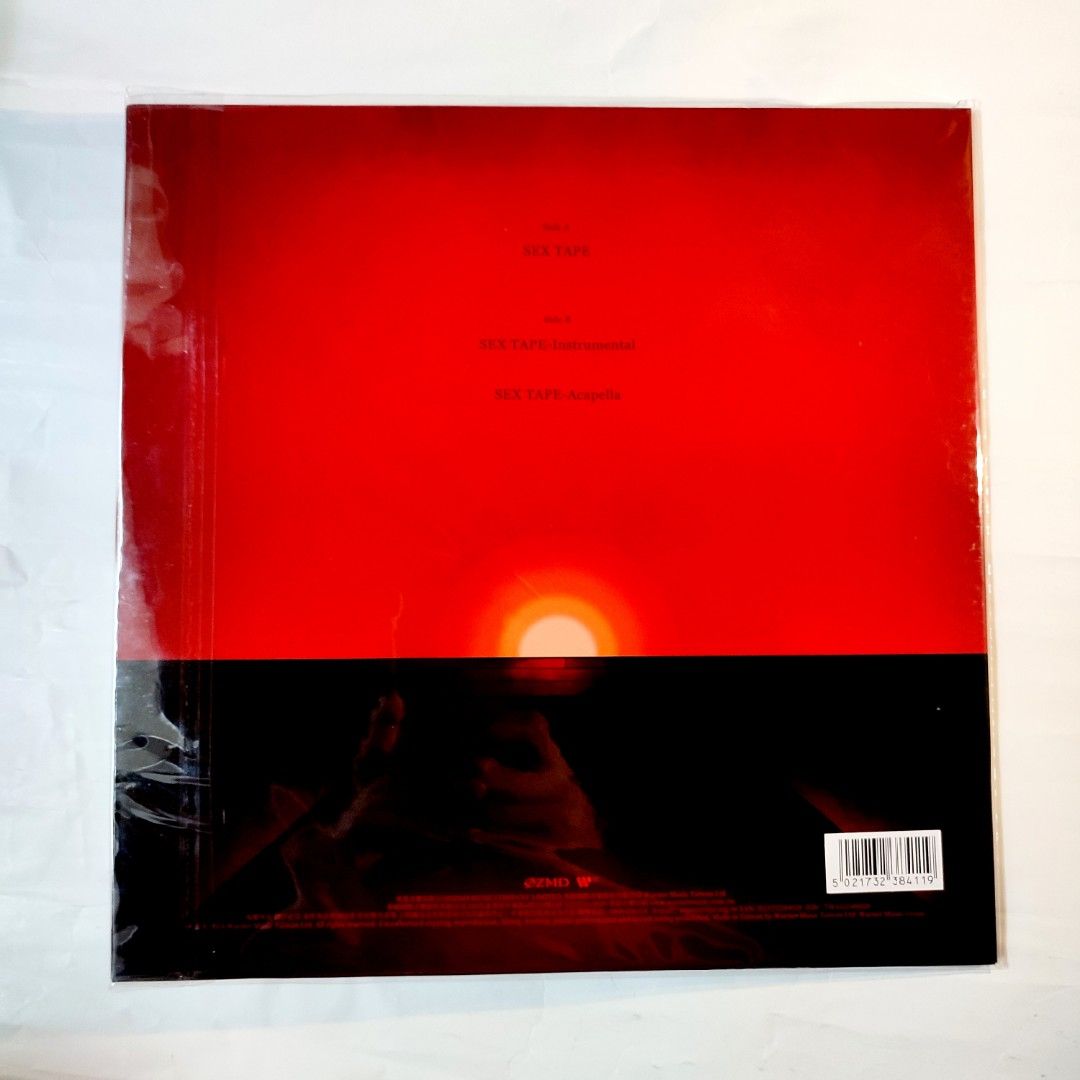 ØZI 陳惟凡X 落日飛車XXX Tape 10 EP 透明紅膠LP, 興趣及遊戲, 音樂、樂器& 配件, 音樂與媒體- 黑膠碟- Carousell