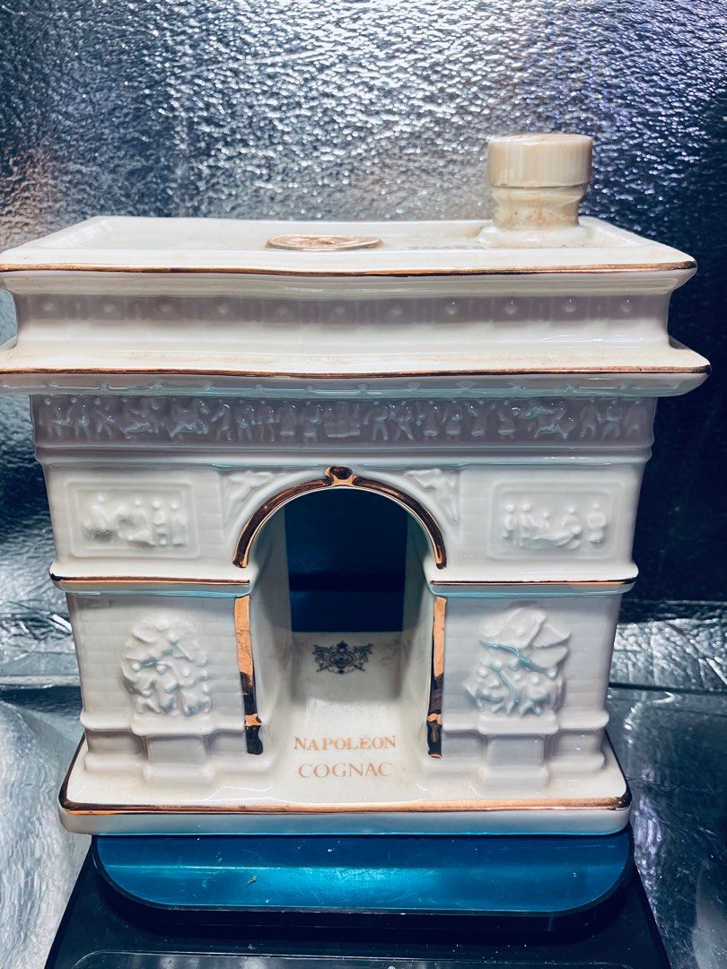 NAPOLEON cognac 陶器凱旋門