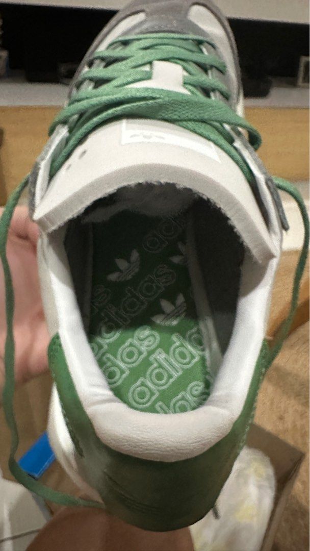 Adidas country xlg (Category: Sneakers) located in San Pedro. Submitted by pny22 (Listing ID 1319127206, Image 2). Description: Adidas country Xlg Gray and Green US 4.5 (5.5 in ph size) Brand new Rfs: wrong size, hindi na mareturn because receipt is missing..