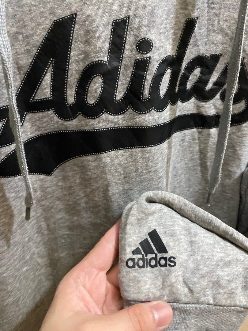 Adidas Cursive logo (Category: Coats, Jackets and Outerwear) located in Baguio. Submitted by gama_apparel (Listing ID 1319130042, Image 2). Description: Legit Size large Dimes L26x22W Colorrate 9.5/10 Excellent condi.