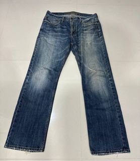 (Category: ) located in . Submitted by thriftee.sg (Listing ID 1319054659, Image 1). Description: .