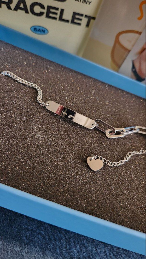 ATEEZ San 2022 HBD Bracelet, Hobbies & Toys, Memorabilia