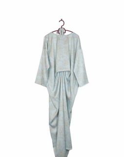 (Category: ) located in . Submitted by ourclosetnow (Listing ID 1319125852, Image 1). Description: .