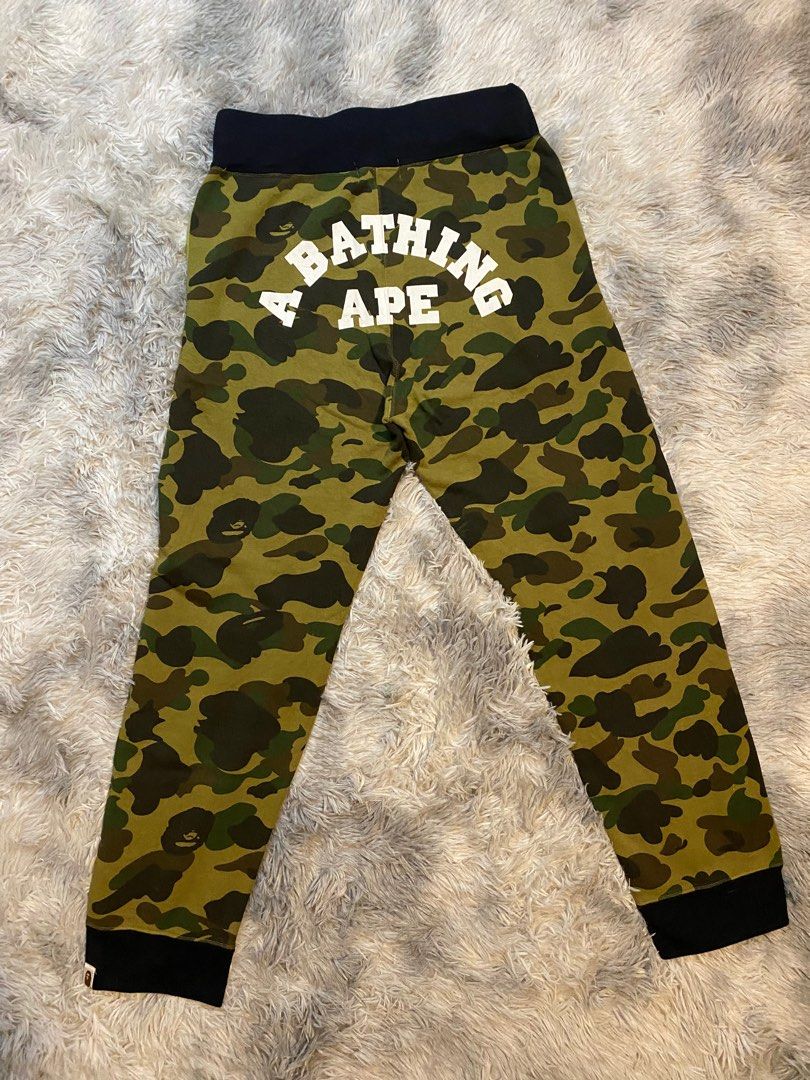 Bape shark camouflage(authentic) (Category: Joggers) located in Santa Cruz. Submitted by tthreads (Listing ID 1319137545, Image 2). Description: W 30-34 L 40 Small on tag As new condition 💯legit/authentic No flaws .