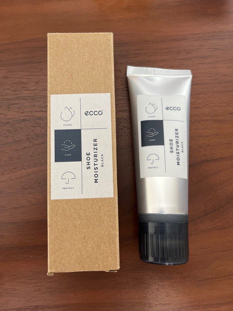 Leather shoe moisturiser top