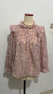 (Kategori: ) berada di . Dikirim oleh zhallection (ID iklan 1319018922, Gambar 1). Deskripsi: .