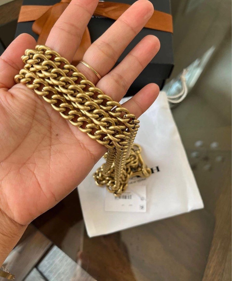 Coach dinky chain strap gold hot sale