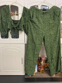 (Category: ) located in . Submitted by mawscloset (Listing ID 1319027894, Image 1). Description: .