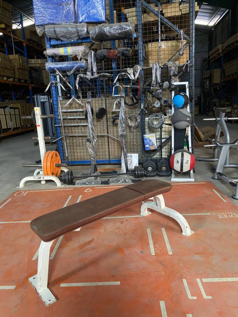 Cybex flat bench clearance