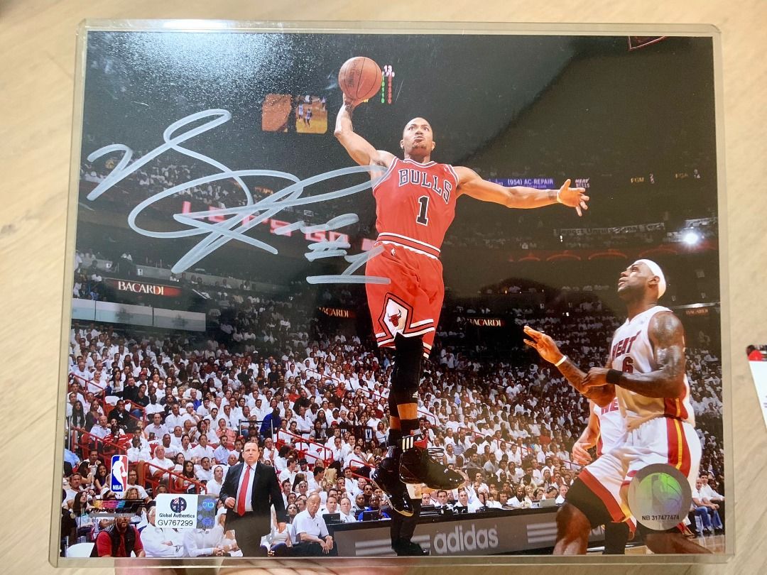 Derrick rose signed jersey clearance