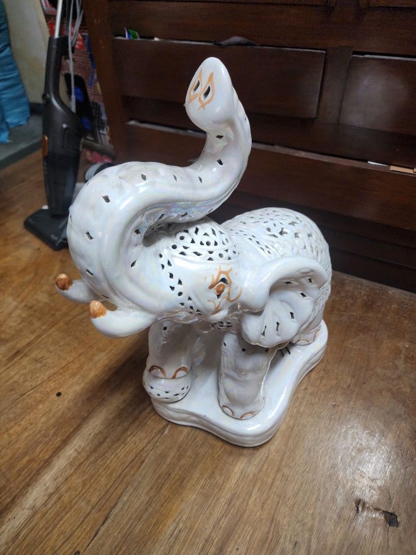 Elephant Display Lamp White (Category: Other Home Decor) located in Caloocan City. Submitted by mrmeaper41215 (Listing ID 1319097484, Image 1). Description: 2 pieces available Malabon Area 2,500 each Pickup only or via courier lalamove.