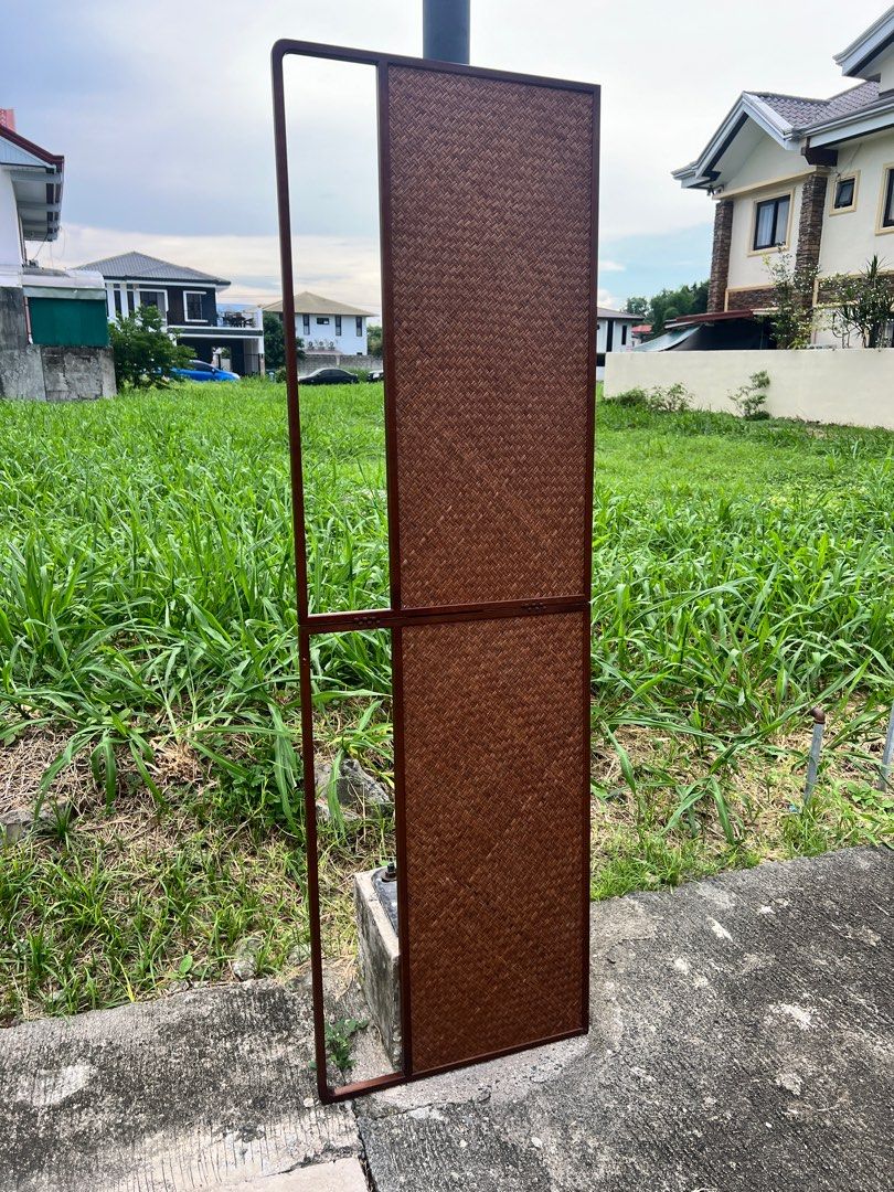 Foldable divider (21x68 inches) (Category: Wall Decor) located in Binan City. Submitted by annie_annie83 (Listing ID 1319128783, Image 2). Description: .