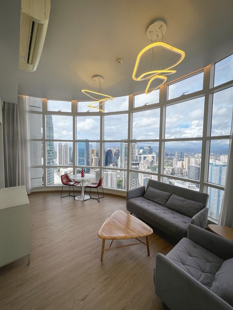 View of For Sale: Twin Oaks Penthouse in Ortigas/ EDSA / Mandaluyong / BGC ...