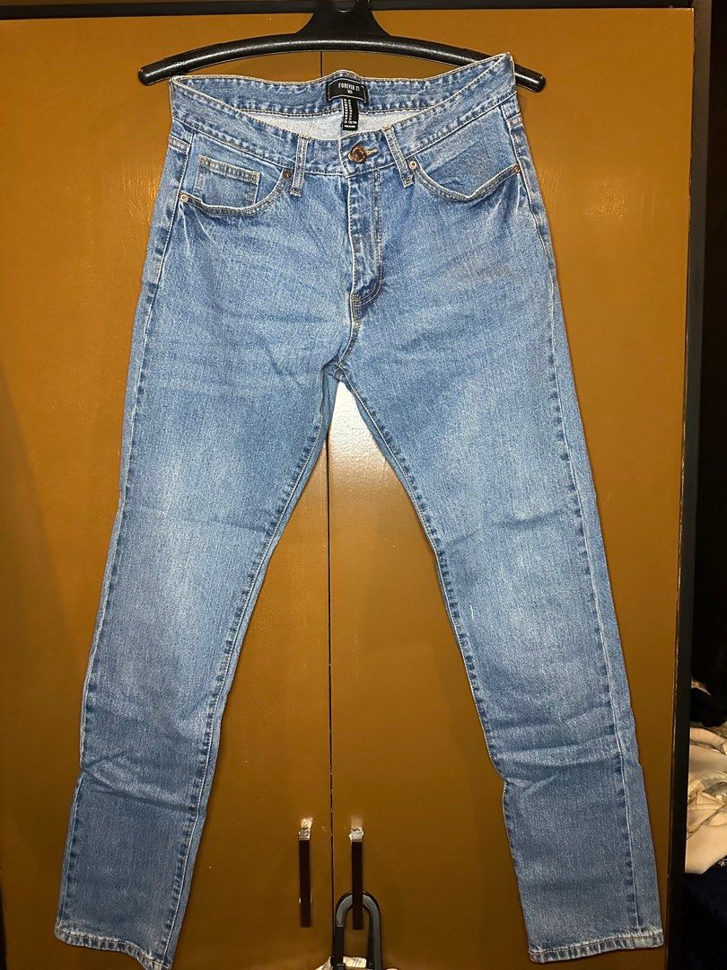 Forever 21 Jeans (Category: Jeans) located in Manila. Submitted by declutter_270 (Listing ID 1319100596, Image 1). Description: -used once -rfs decluttering -US:31.