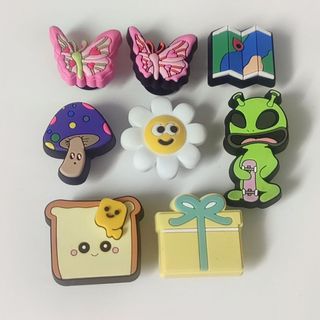 （分類：）位於 。 由 animation.metaspace 提交（商品編號 1319117776，圖片 1）。簡介： 。