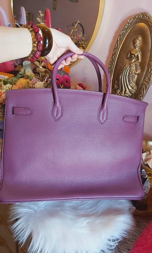 Hermes 40 (Category: Luxury Bags & Wallets) located in Tagum. Submitted by cathsuesurplus (Listing ID 1319108197, Image 3). Description: 🍀HERMES 40 🍀RARE TO FIND 🍀EXCELLENT TOGO LEATHER CONDITION 🍀SILVER HARDWARE 🍀Japan bale ukay selection item.