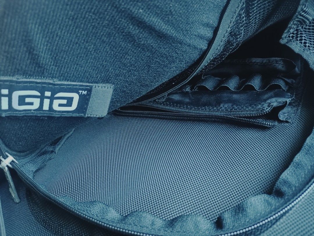 Igig bass bag top