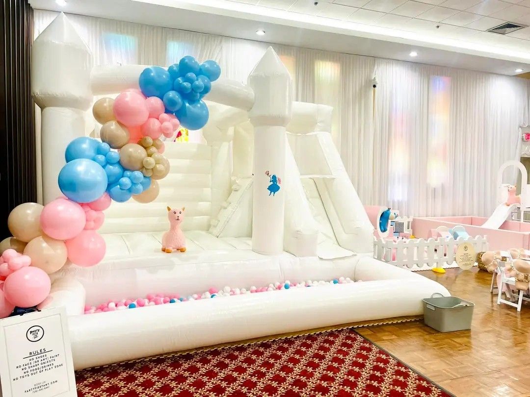 Inflatable playground PVC (Category: Infant Playtime) located in Manila. Submitted by prettyme101395 (Listing ID 1319004301, Image 3). Description: Starts @ 3,500 Special Offer Rates for early Bookings! BOOK NOW! 🥳🌈 Our inflatables are made of High quality PVC Material, Safety suitable for Heavy Older Kids! ❤️.