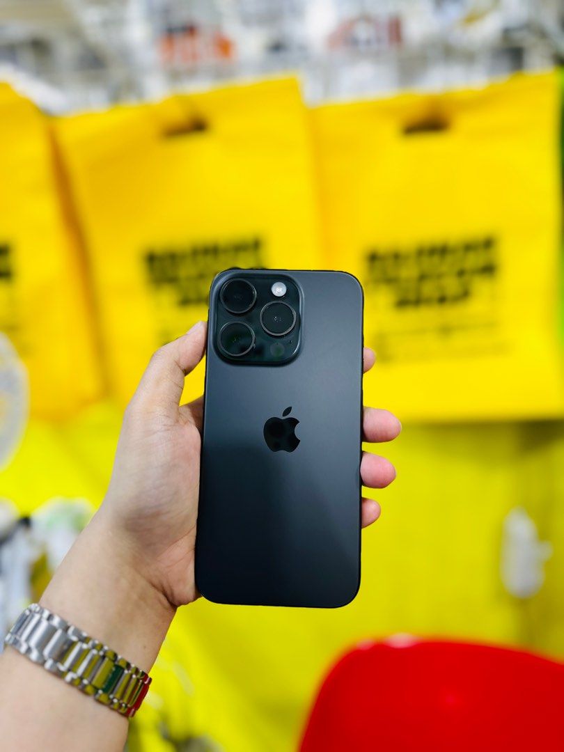 Iphone 15 Pro 128GB 99bh globelocked no issues (Category: iPhone 15 Series) located in Pasig City. Submitted by najihahtelecomshop2018 (Listing ID 1319121921, Image 2). Description: OPEN FOR SWAP/SELLING: (INSTALLMENT THRU CREDITCARD/GGIVES/SPAYLATER) 🔸WE BUY AND SELL ANY KINDS OF GADGETS ( Pass sa Old Model ) 🔸 ‼️TAKENOTE: PASS SA MGA SCAMMERS | THIRD PARTY )‼️ Quick Specs: ⤵️ (ONHAND) iPhone 15 Pro 128 ( other GB are also available) 99% Batte