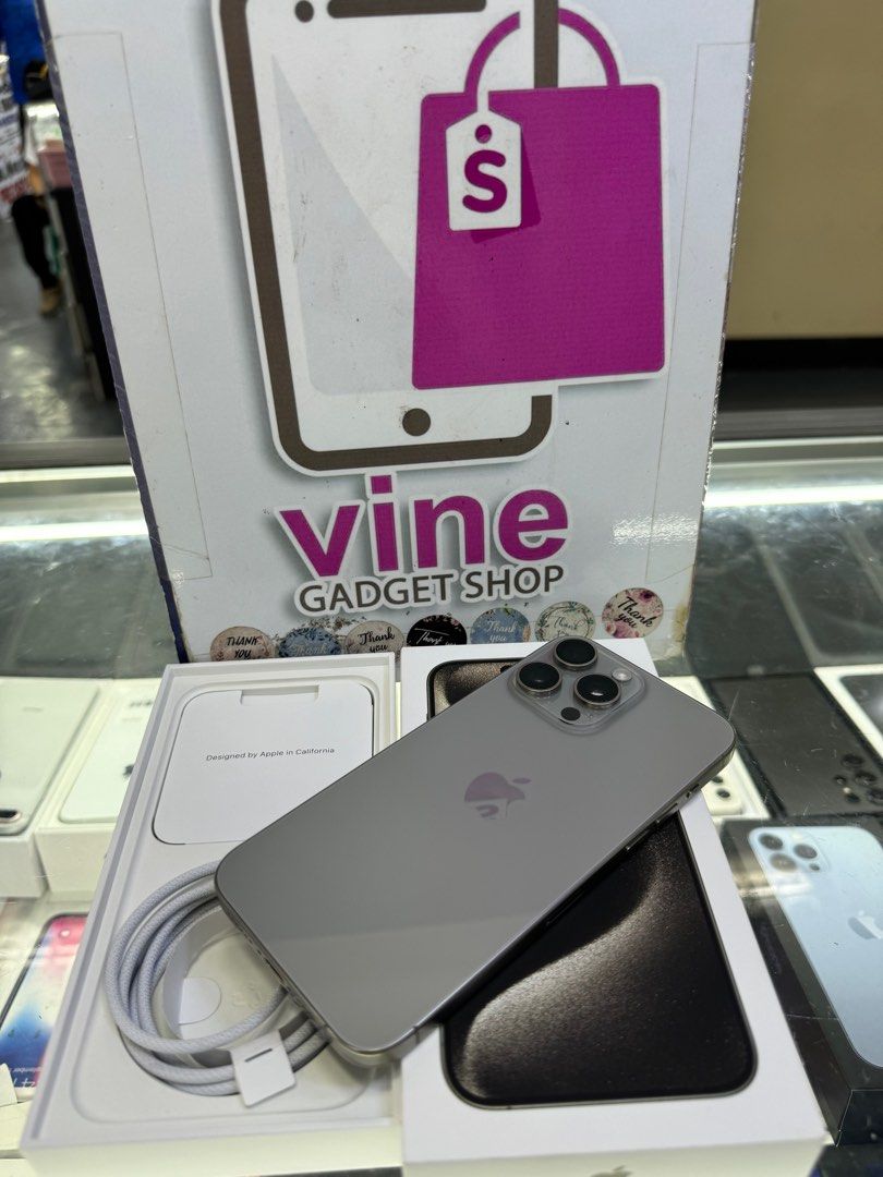 iphone 15 pro max 256gb globelocked good as new (Category: iPhone 15 Series) located in Cainta. Submitted by vine_gadget_shop (Listing ID 1319099546, Image 2). Description: iphone 15 pro max 256gb good as new globelocked ,complete package warranty until august 4,2025 pick up store greenhills shopping center we accept trade in we accepy credit card and ggives installment we do cod and door to door we ship nationwide for fast transaction call 09277