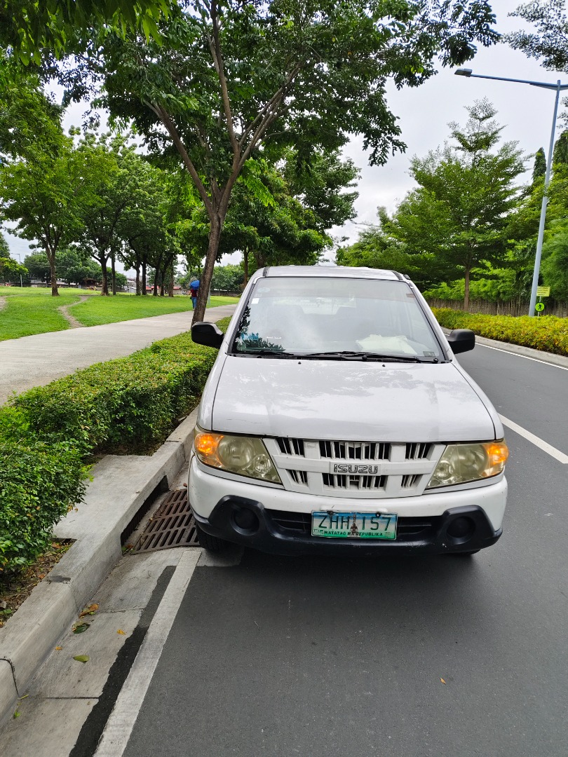 Isuzu Crosswind, Cars for Sale, Used Cars on Carousell