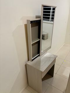 (Category: ) located in . Submitted by faeryyy (Listing ID 1319119162, Image 1). Description: .