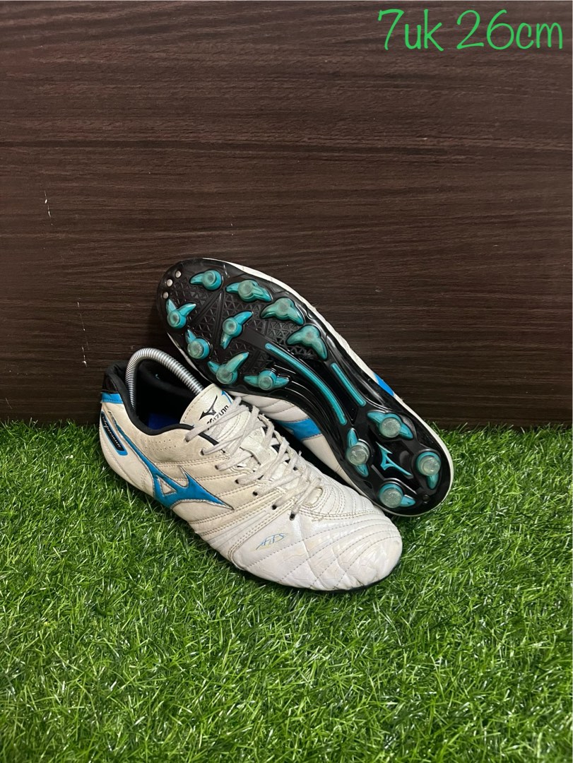 Kasut bola mizuno clearance