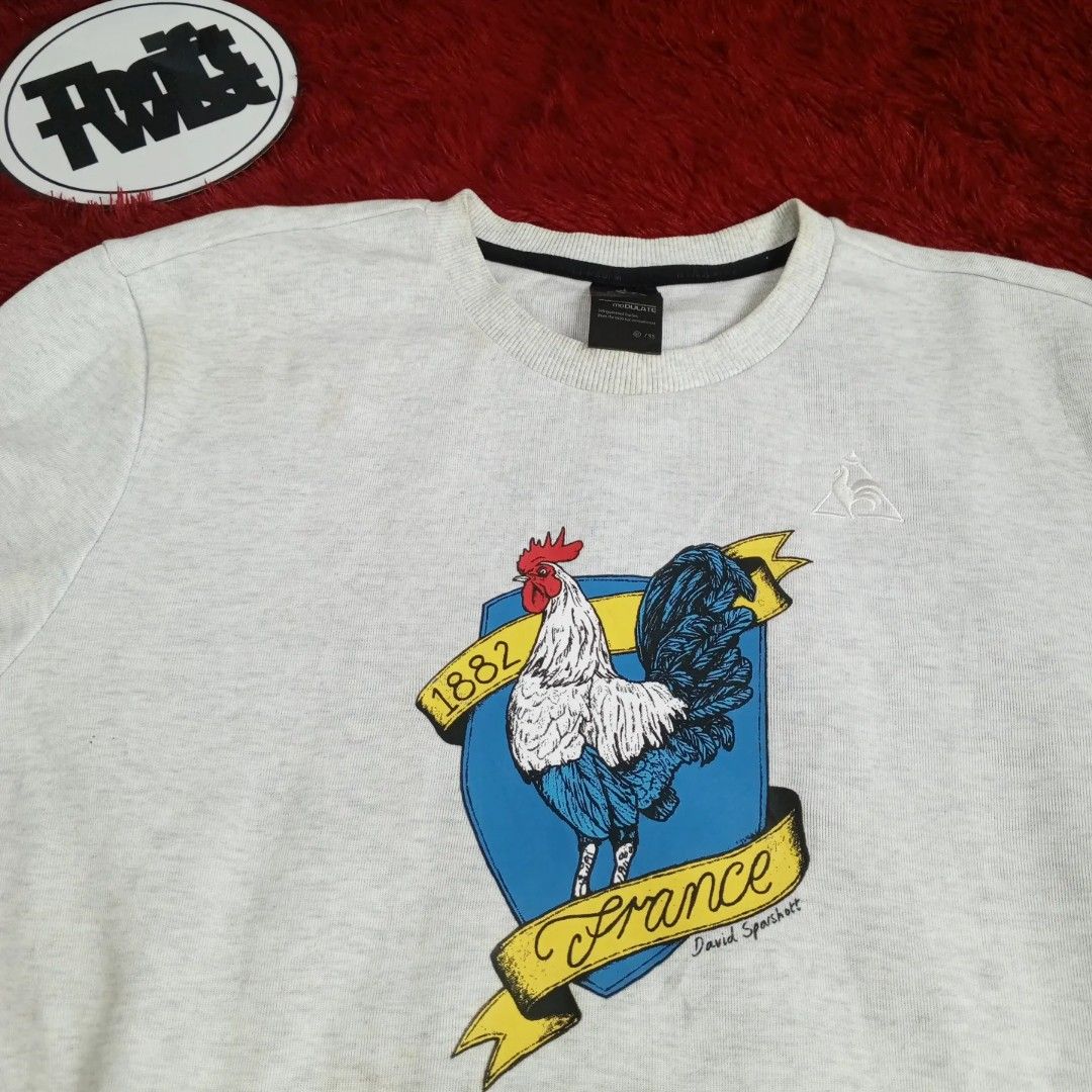 LE COQ SPORTIF SWEATER Fesyen Pria Pakaian Atasan di Carousell