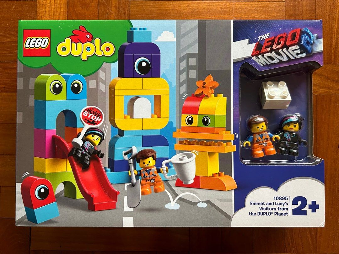 LEGO The Movie Emmet and Lucy's Visitors from the DUPLO® Planet