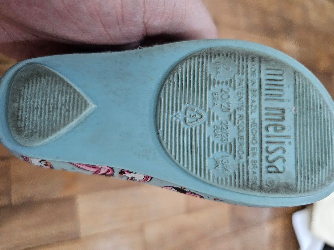 Mini mellisa size 7 (Category: Babies & Kids Fashion) located in Quezon City. Submitted by redjayc (Listing ID 1318976201, Image 3). Description: lightly used.