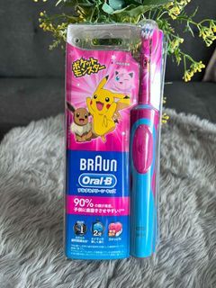 Oral B electric toothbrush with charger