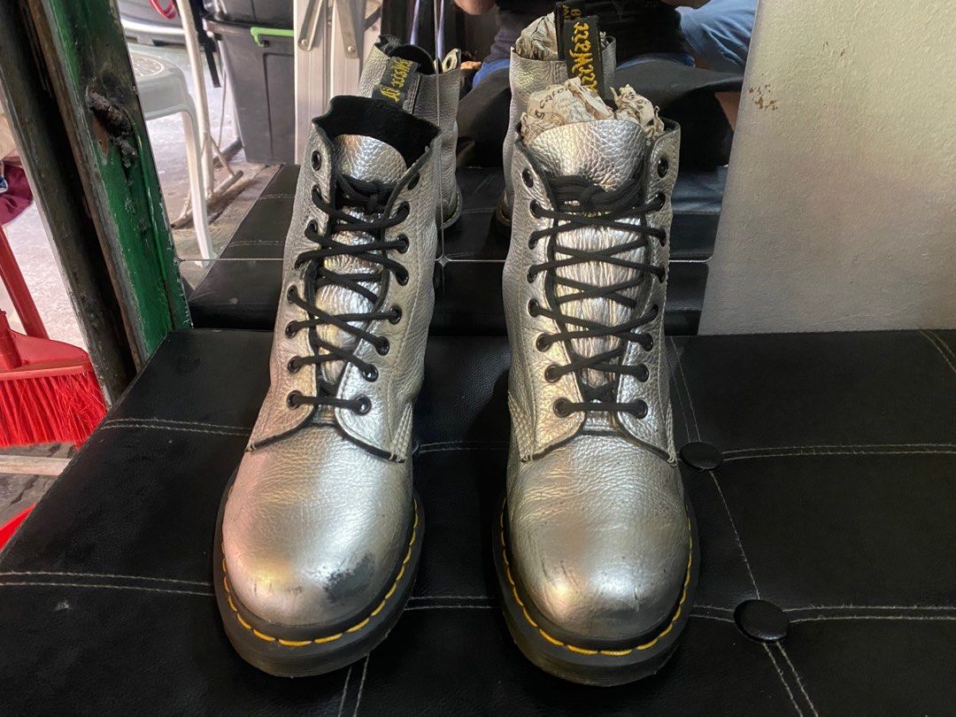 ORIGINAL Dr Martens Pascal Met UK7 Men s Fashion Footwear Boots on Carousell