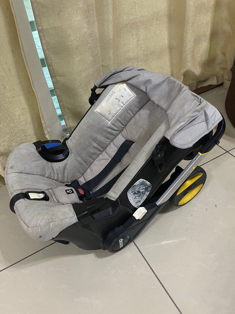 ORIGINAL DOONA STROLLER TO LETGO Babies Kids Going Out Strollers on Carousell