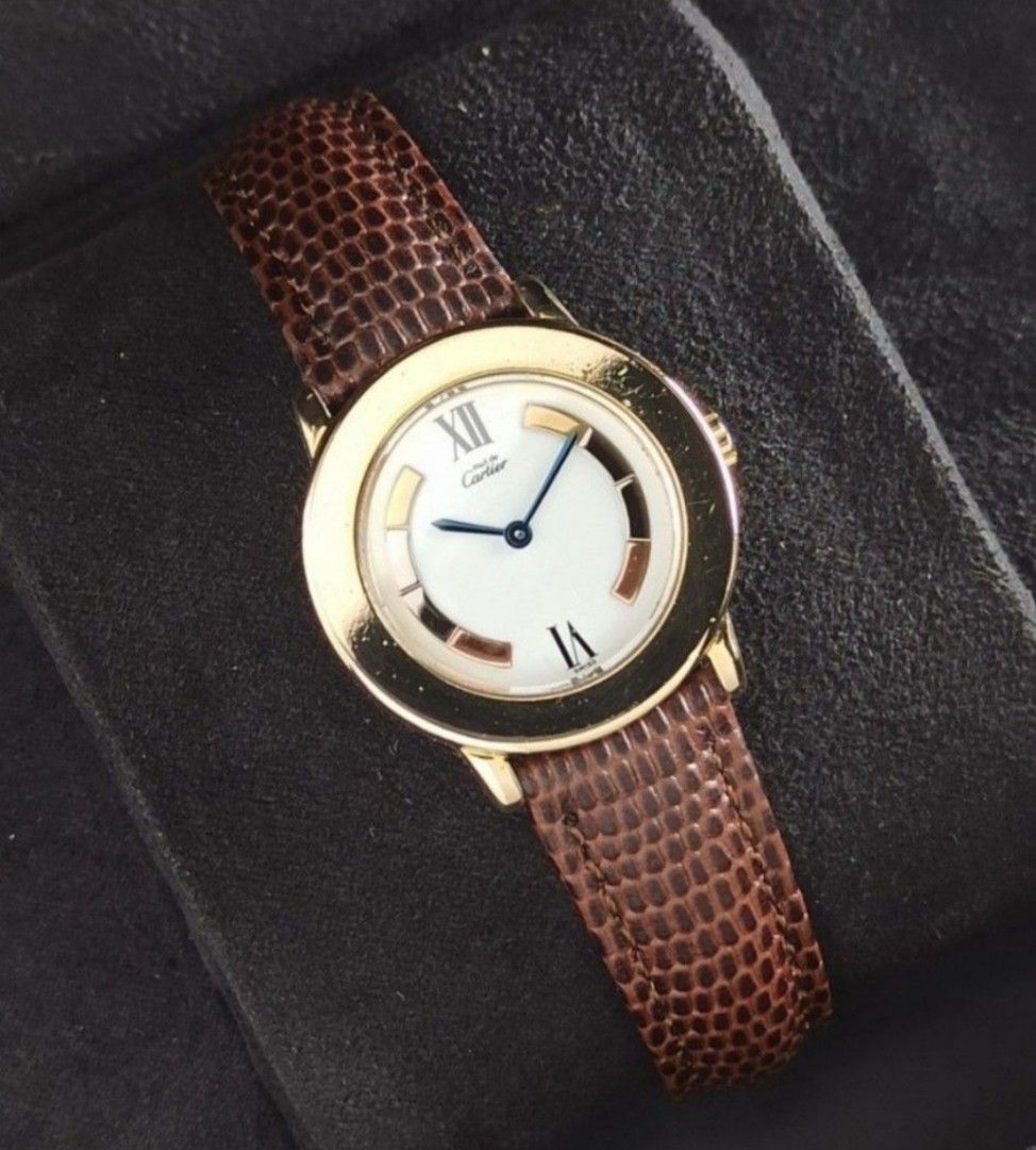 Original Must De Cartier Vendome (Category: Luxury Watches) located in San Juan City. Submitted by exclusivelyours (Listing ID 1318989353, Image 2). Description: Description of the watch posted in the last photo. PM if interested! 😊.