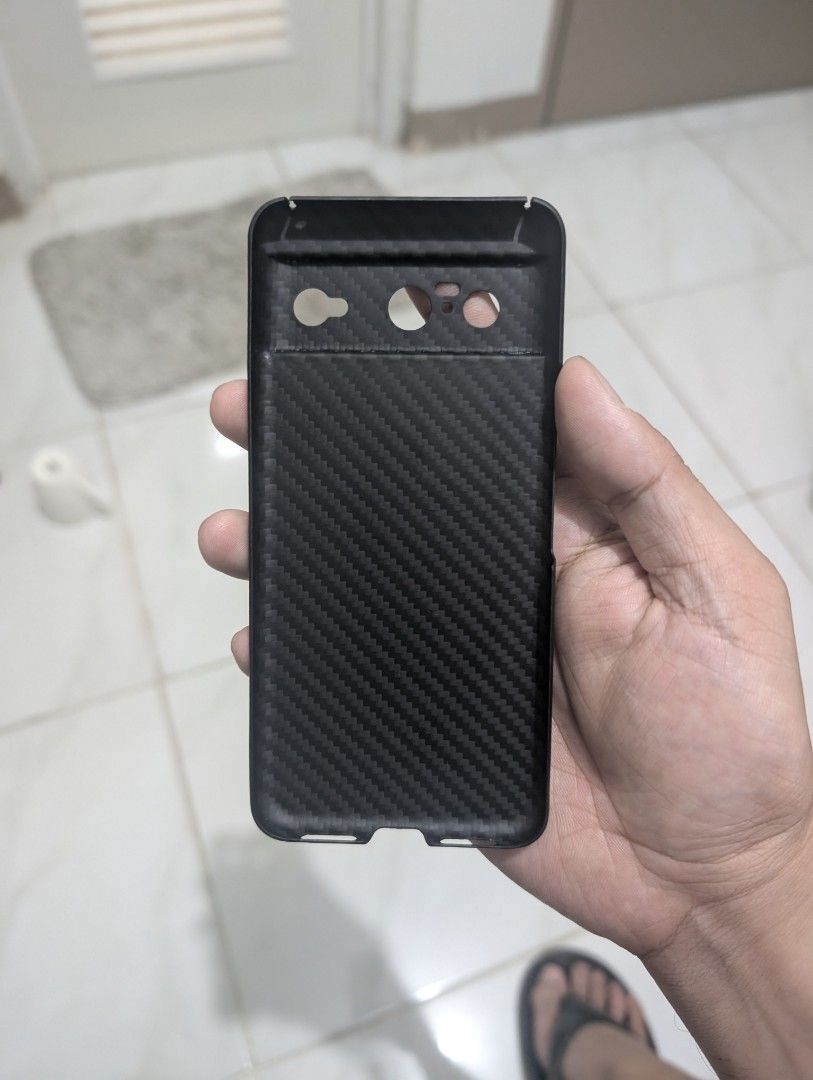 Pixel 8 case (Category: Google Pixel) located in Quezon City. Submitted by m3nm3n (Listing ID 1319134099, Image 2). Description: Spigen ultra hybrid case matte black - 750 Aramid Carbon fiber case - 750.