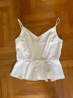 (Category: ) located in . Submitted by lois.clothes (Listing ID 1319019974, Image 1). Description: .