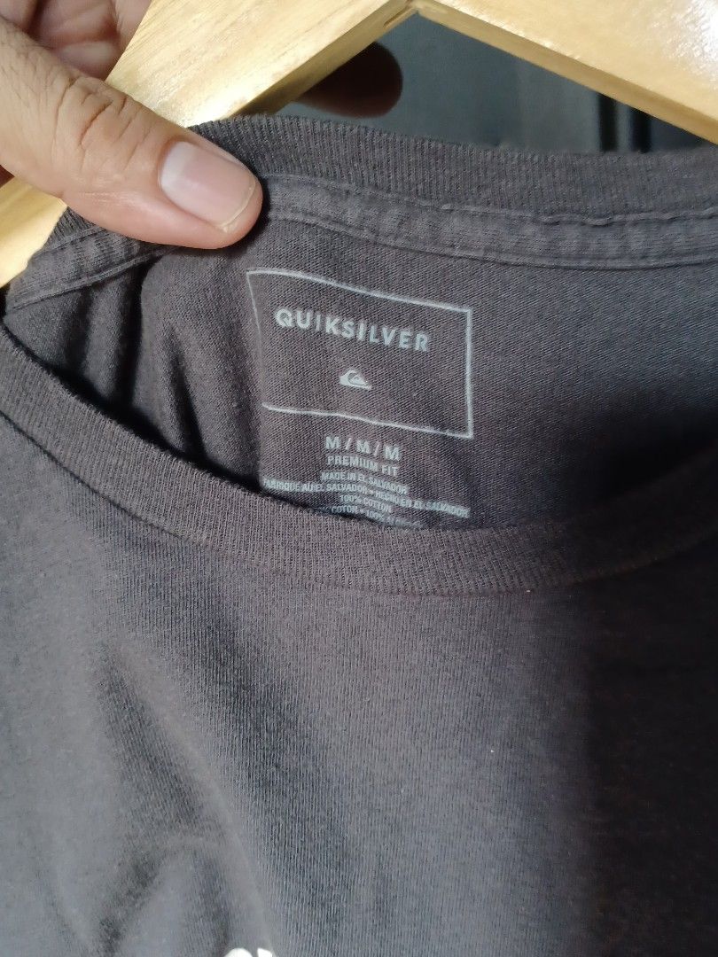 Qick Silver (Category: Tshirts & Polo Shirts ) located in Makati City. Submitted by niko_berto (Listing ID 1318991170, Image 2). Description: Quick Silver no issue size M.