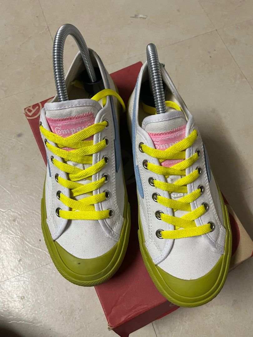 Sepatu Compass, Women's Fashion, Footwear, Sneakers on Carousell