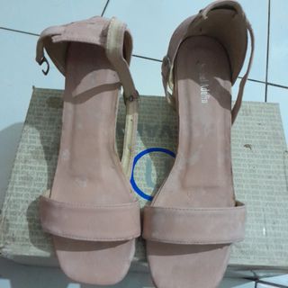 (Kategori: ) berada di . Dikirim oleh prlvdbysfdyana_ (ID iklan 1319144191, Gambar 1). Deskripsi: .