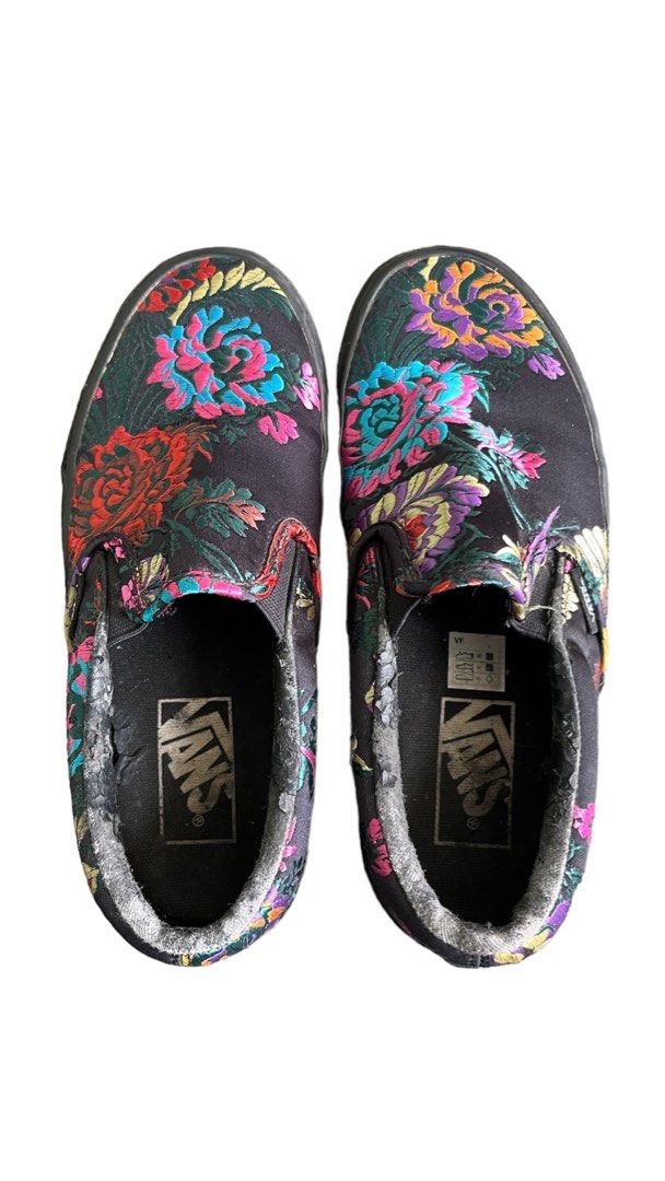 Vans Slip On Limited Edition Men s Fashion Footwear Sneakers on Carousell