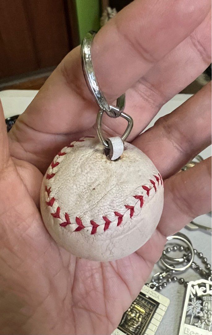 Vintage 80’s baseball keychain (Category: Vintage Collectibles) located in Manila. Submitted by yourtoothfairy (Listing ID 1319140505, Image 2). Description: vintage baseball keyring. please check photos for more details. please manage your expectations for vintage items .
